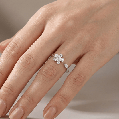 SILVER ZIRCONIA FLOWER - (ADJUSTABLE)