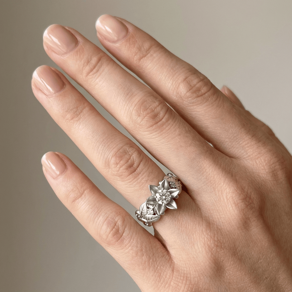 SILVER ZIRCONIA PETAL CROWN RING