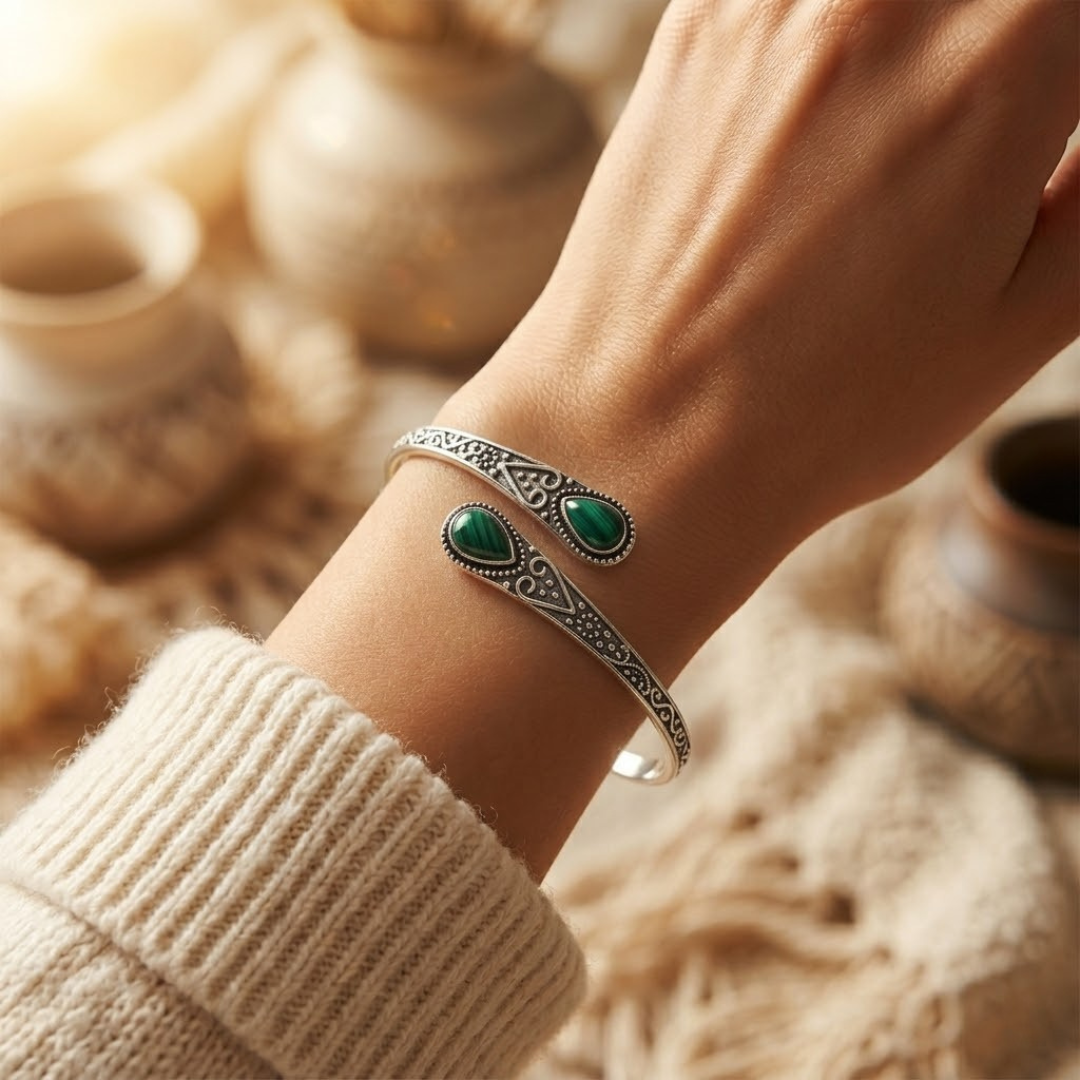 Silver Emerald Vintage Bangle