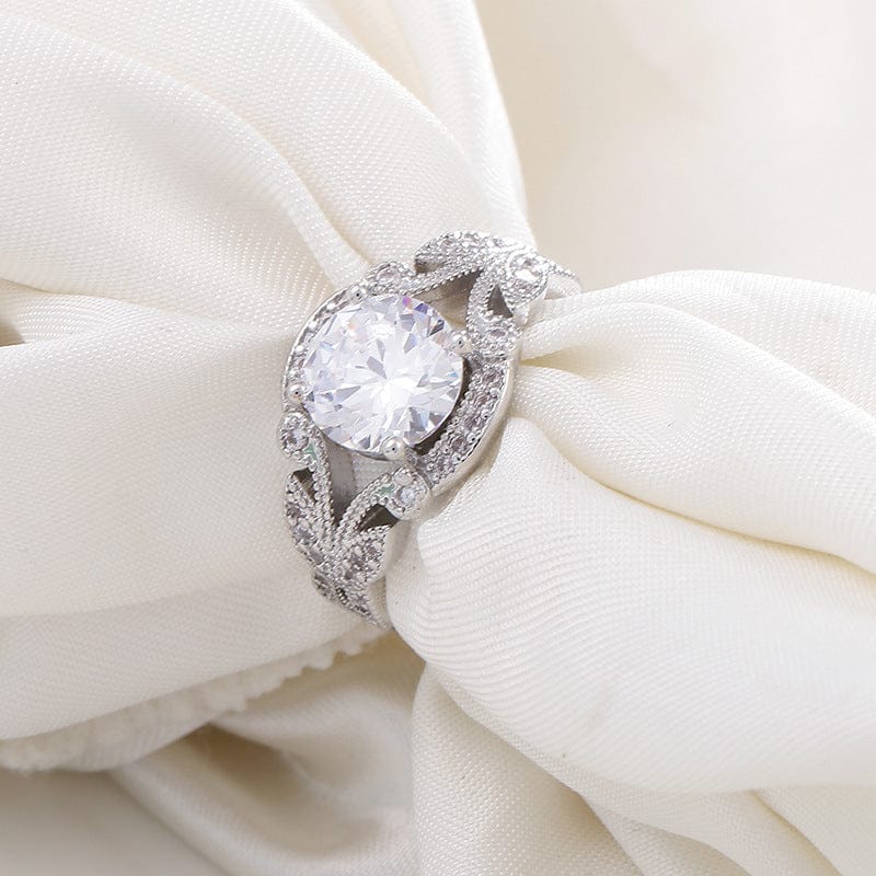 VINTAGE ZIRCONIA SILVER BRAIDED RING