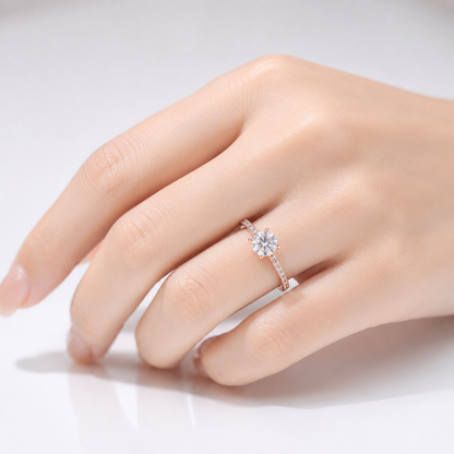 ROUND ZIRCONIA ROSE GOLD PAVÉ RING