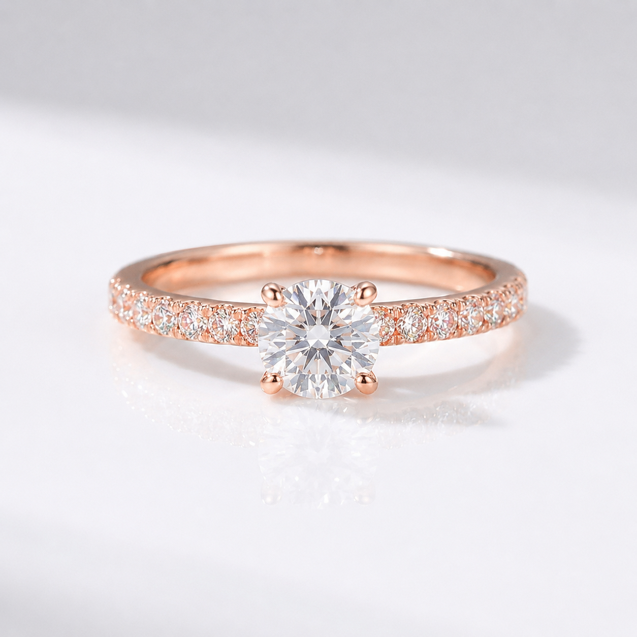 ROUND ZIRCONIA ROSE GOLD PAVÉ RING