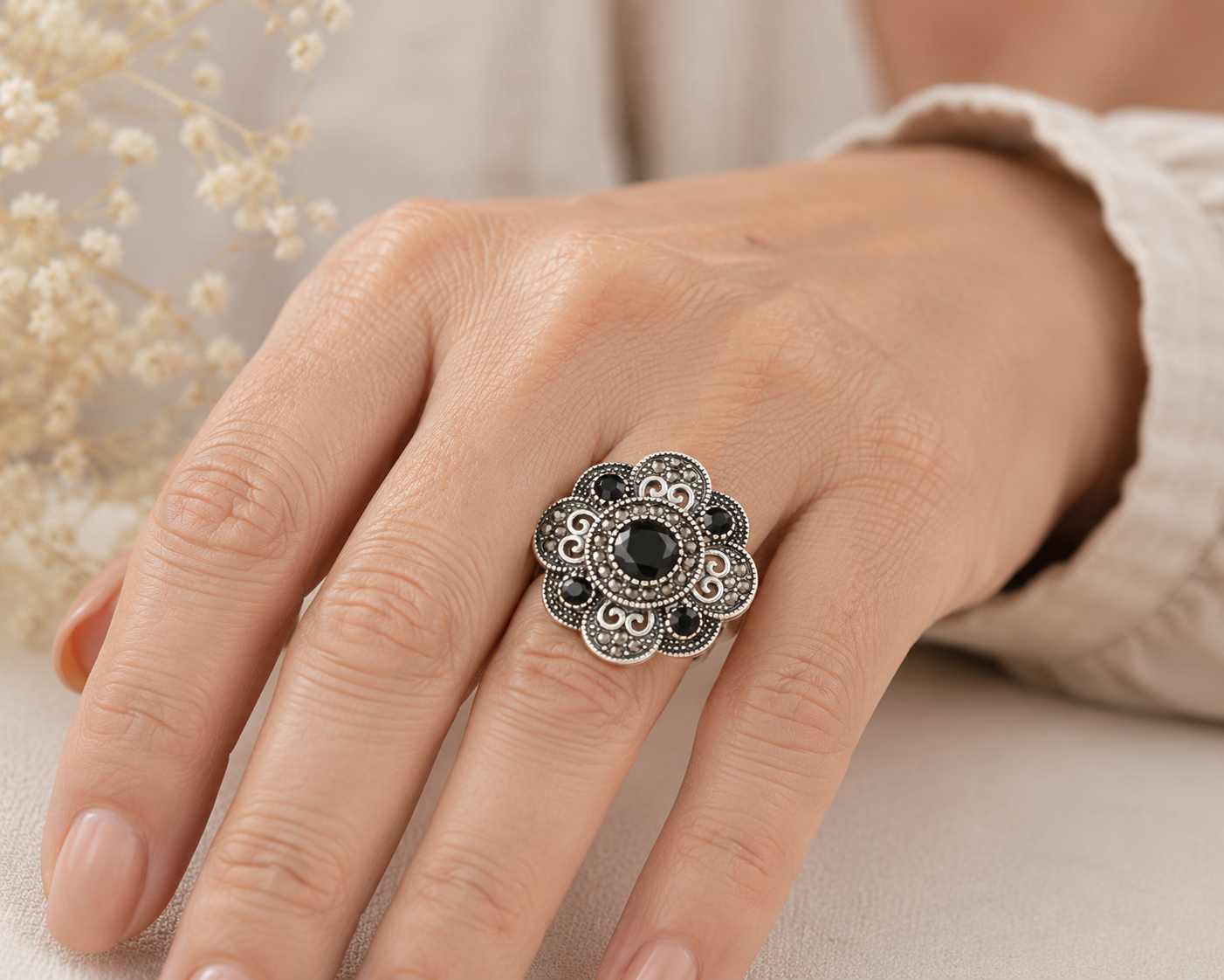 SILVER DIAMOND FLOWER BURST RING
