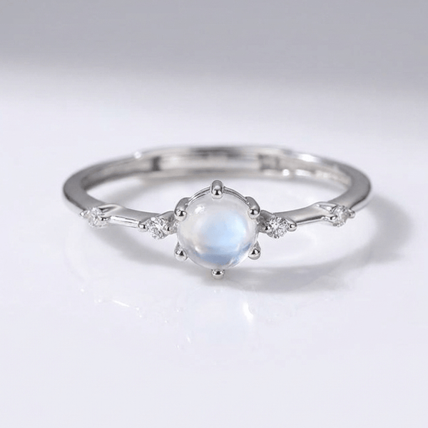 SILVER MOONSTONE VINTAGE RING - (ADJUSTABLE)