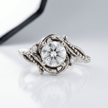 SILVER DIAMOND ORNATE VINTAGE RING
