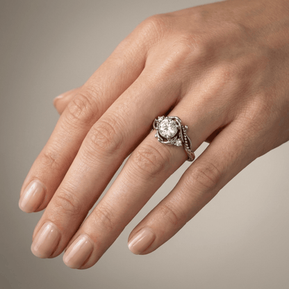 SILVER DIAMOND ORNATE VINTAGE RING